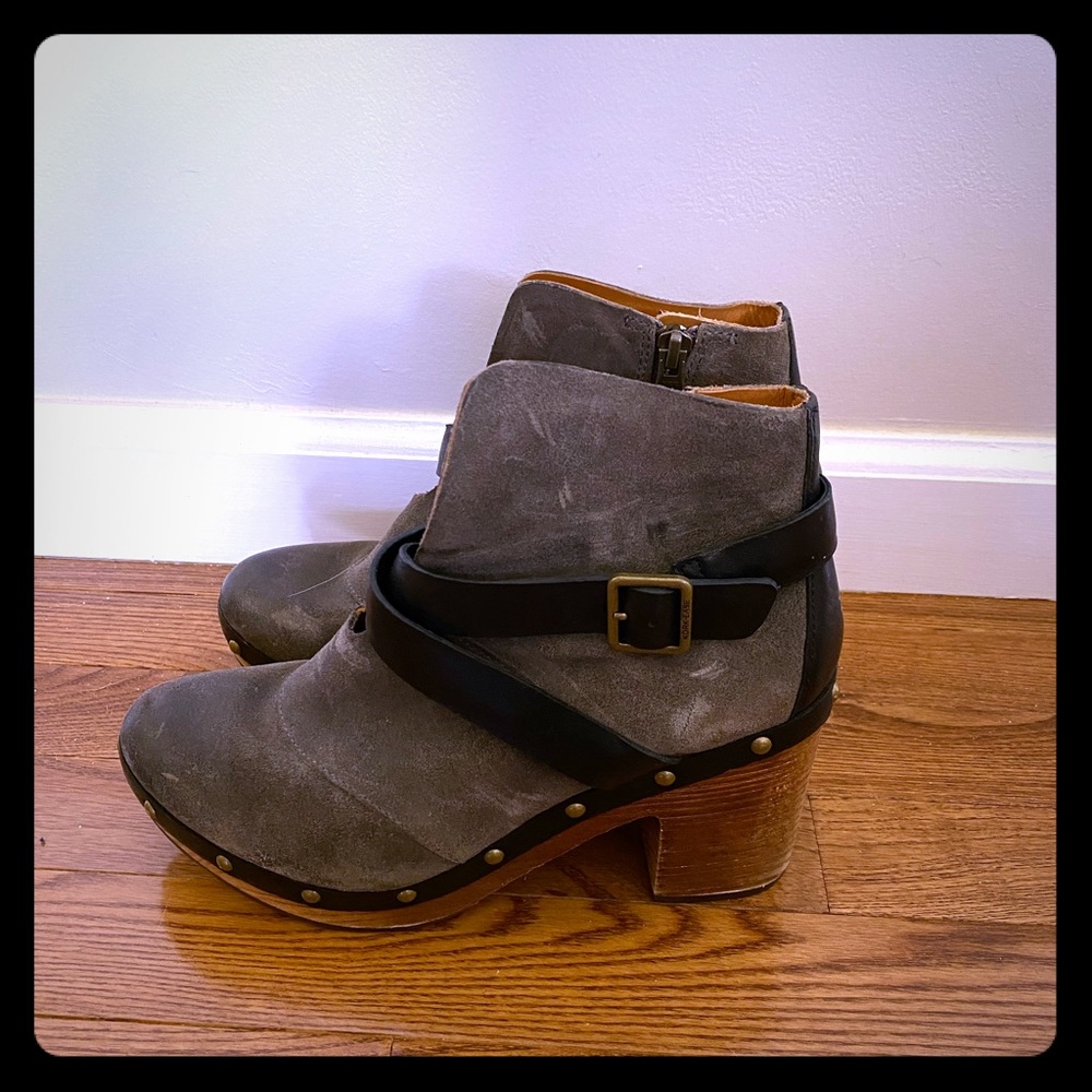 EUC Kork Ease Booties!